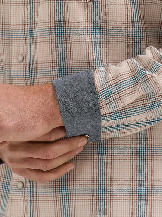 Wrangler Men's Retro Sandy Blue Premium Long Sleeve Plaid Shirt