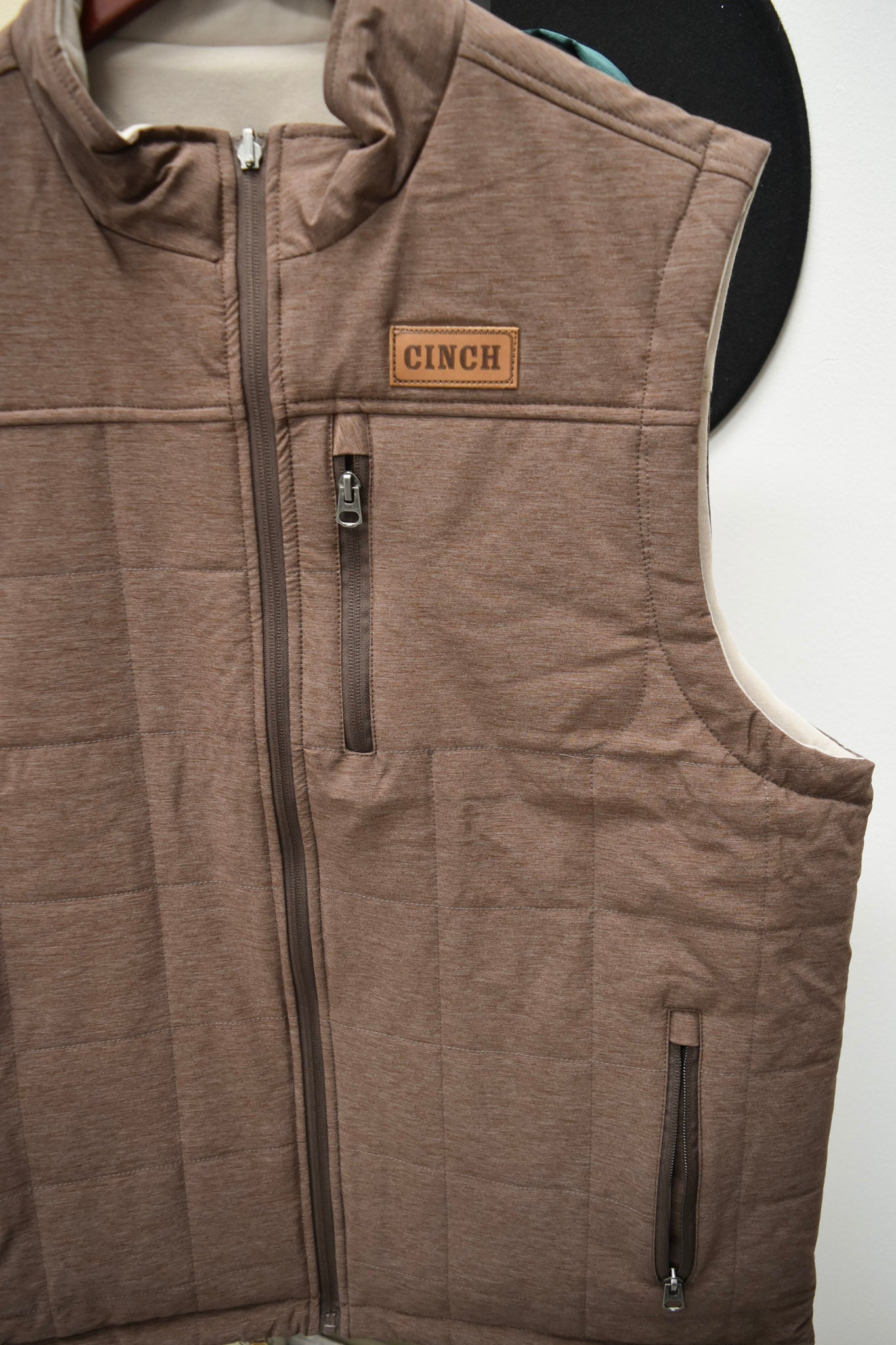 Cinch Men's Burgundy Reversible Vest