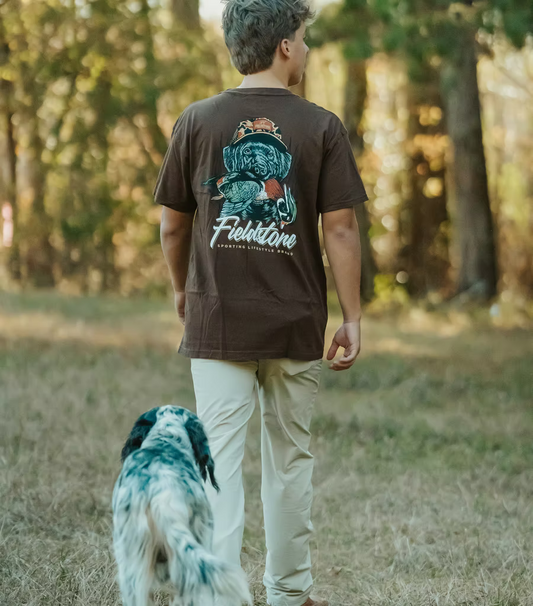 Fieldstone Men's Chocolate Lab Woodie Tee