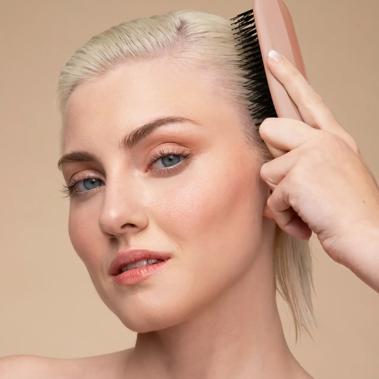 Kitsch Terracotta Scalp Renewal Brush