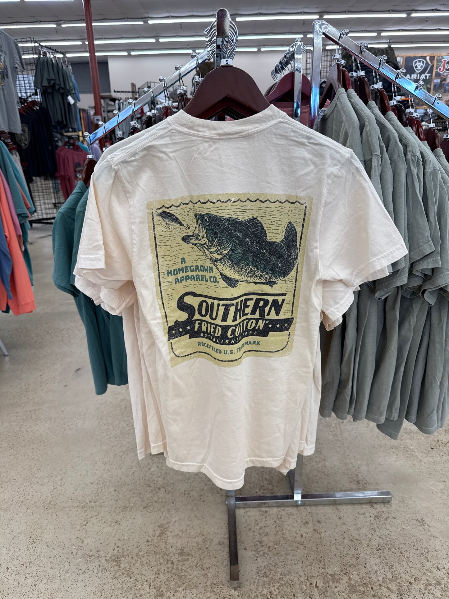 Southern Fried Cotton Men's Old School Bass Ivory Tee