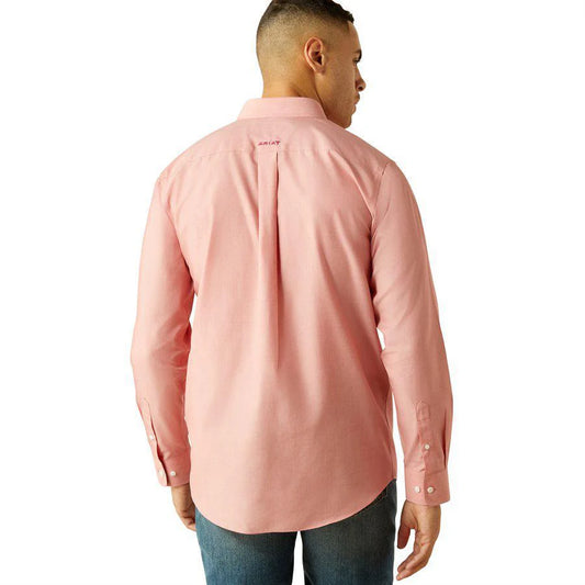 Ariat Men's Wrinkle Free Solid Red Fitted Shirt