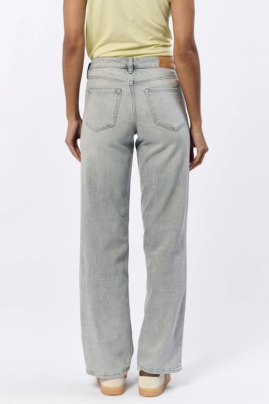 Taylor Straight Leg Jeans -Dovey
