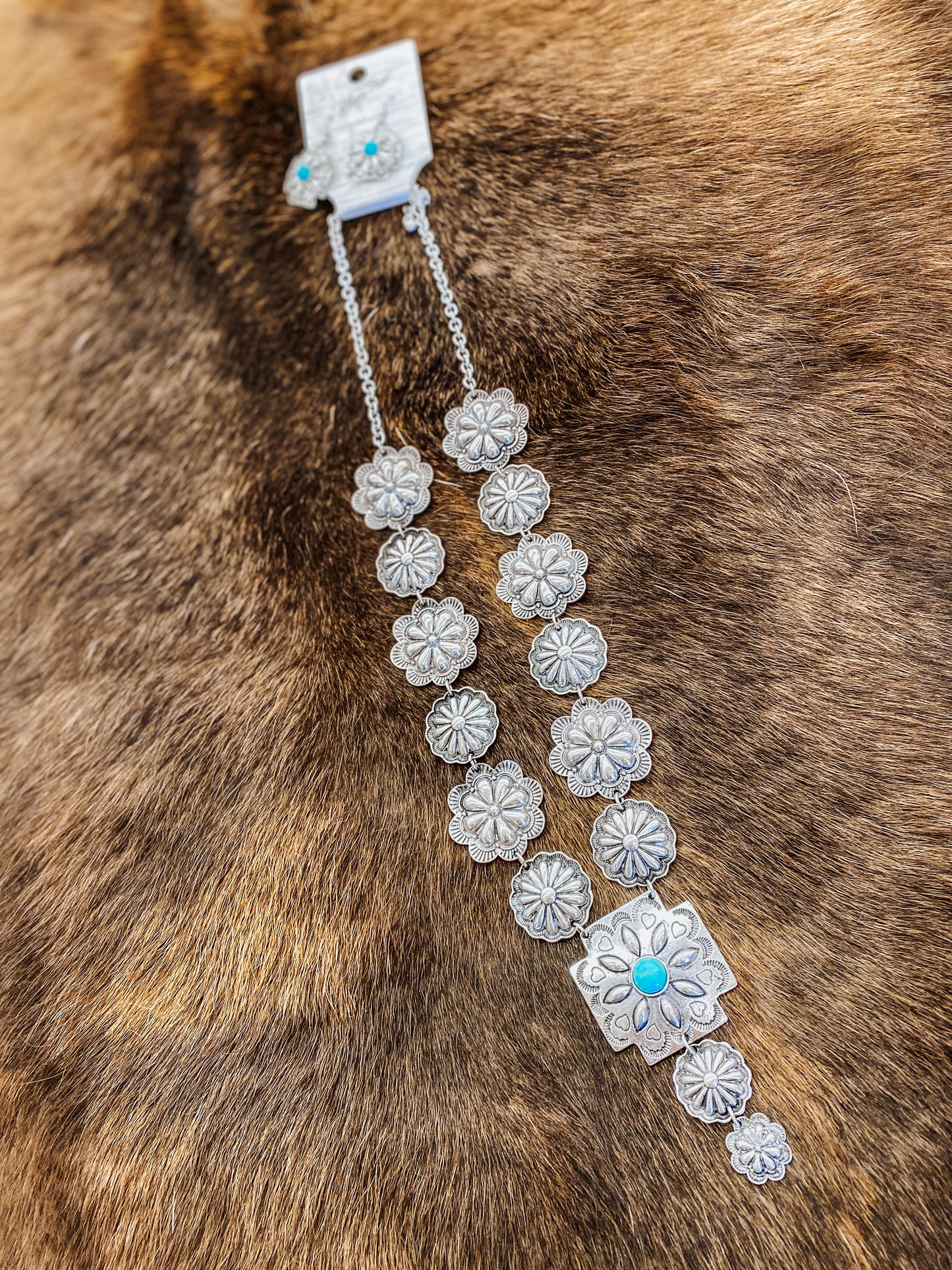 Blazin Roxx Set Round Flower Turquoise Stone Necklace Set