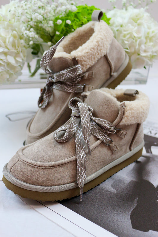 Cherilyn 2 Shoe By Very G -2 Colors