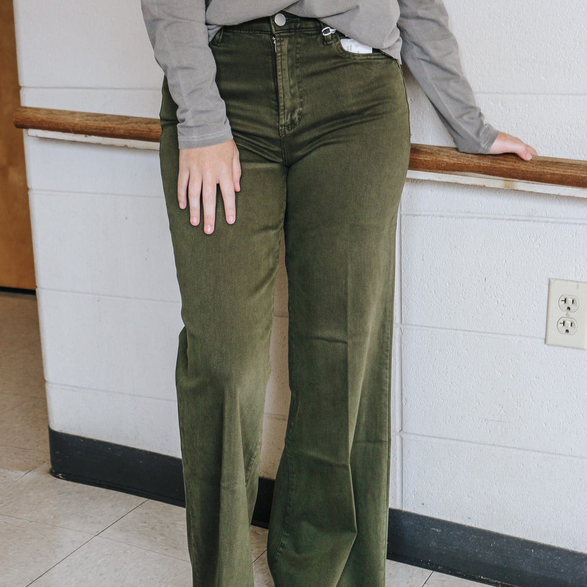 Fiona Wide Leg Jeans Dear John