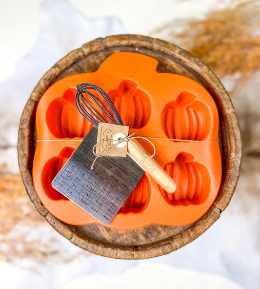 Mud Pie Pumpkin Silicone Baking Set