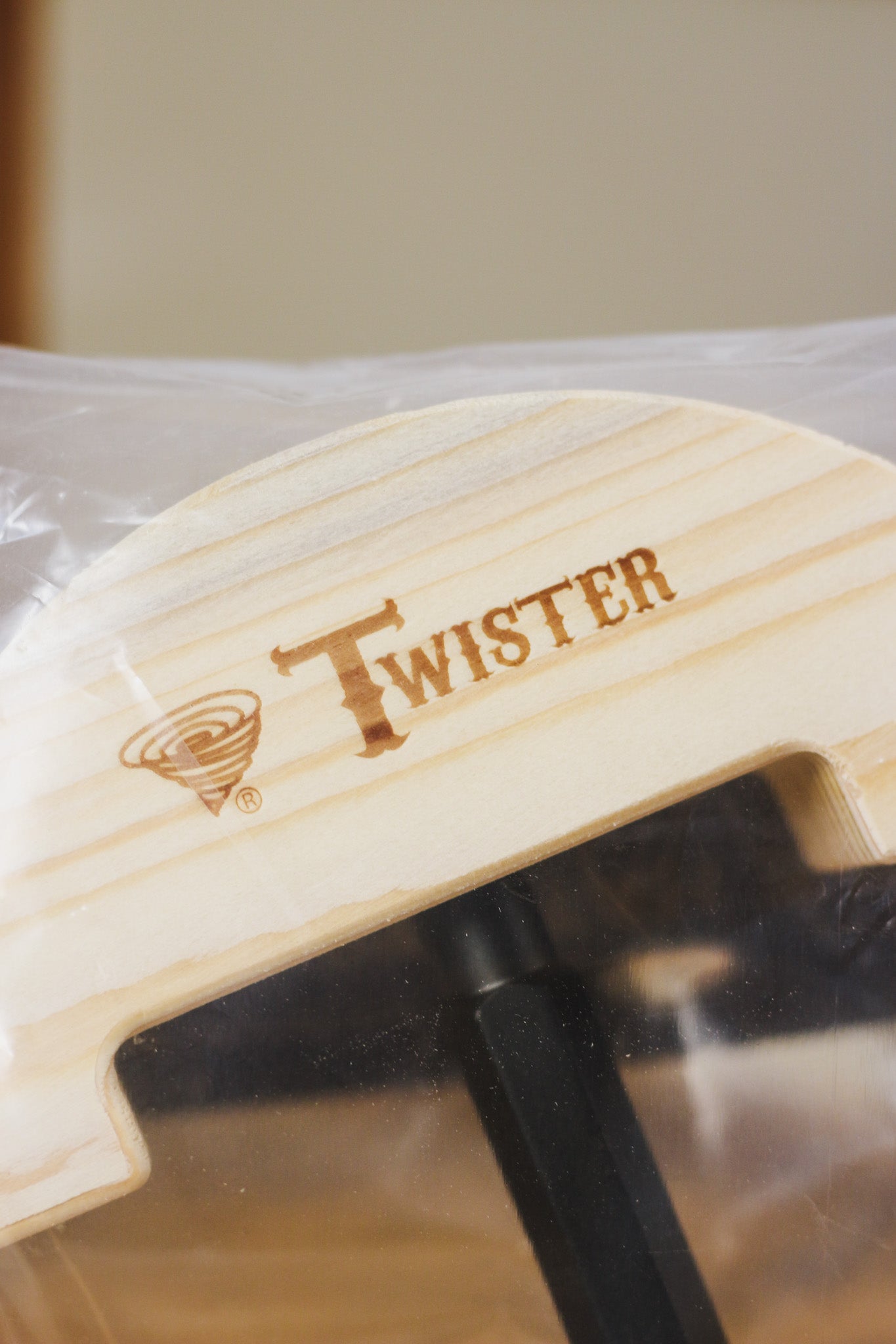 Twister 2-Way Hat Stretcher