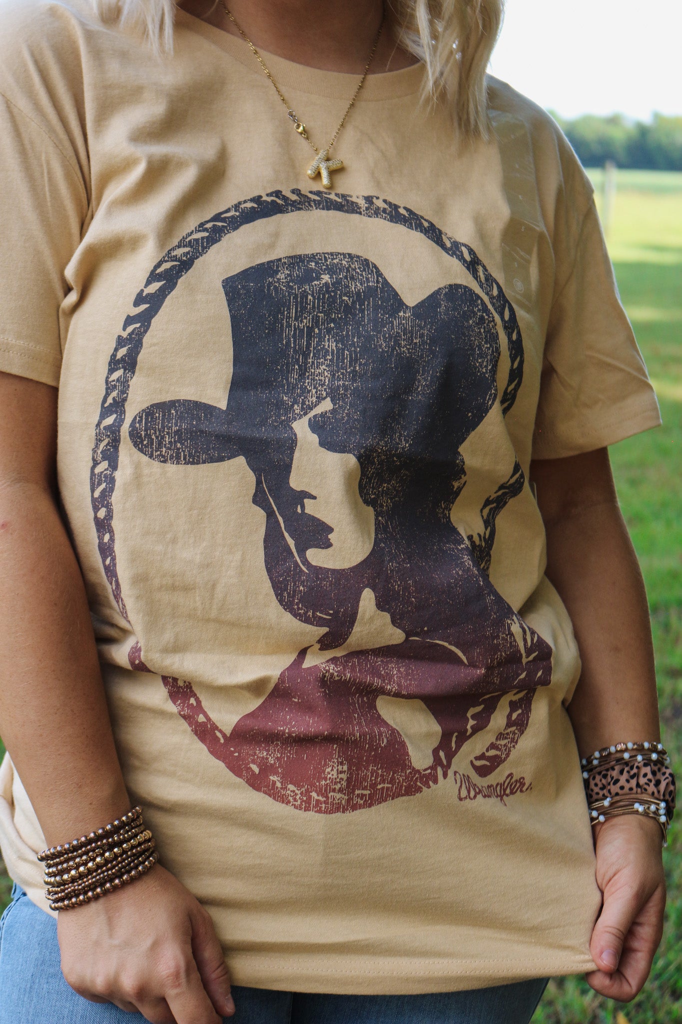 Wrangler Womens Western Cowgirl Gold Graphic Tee