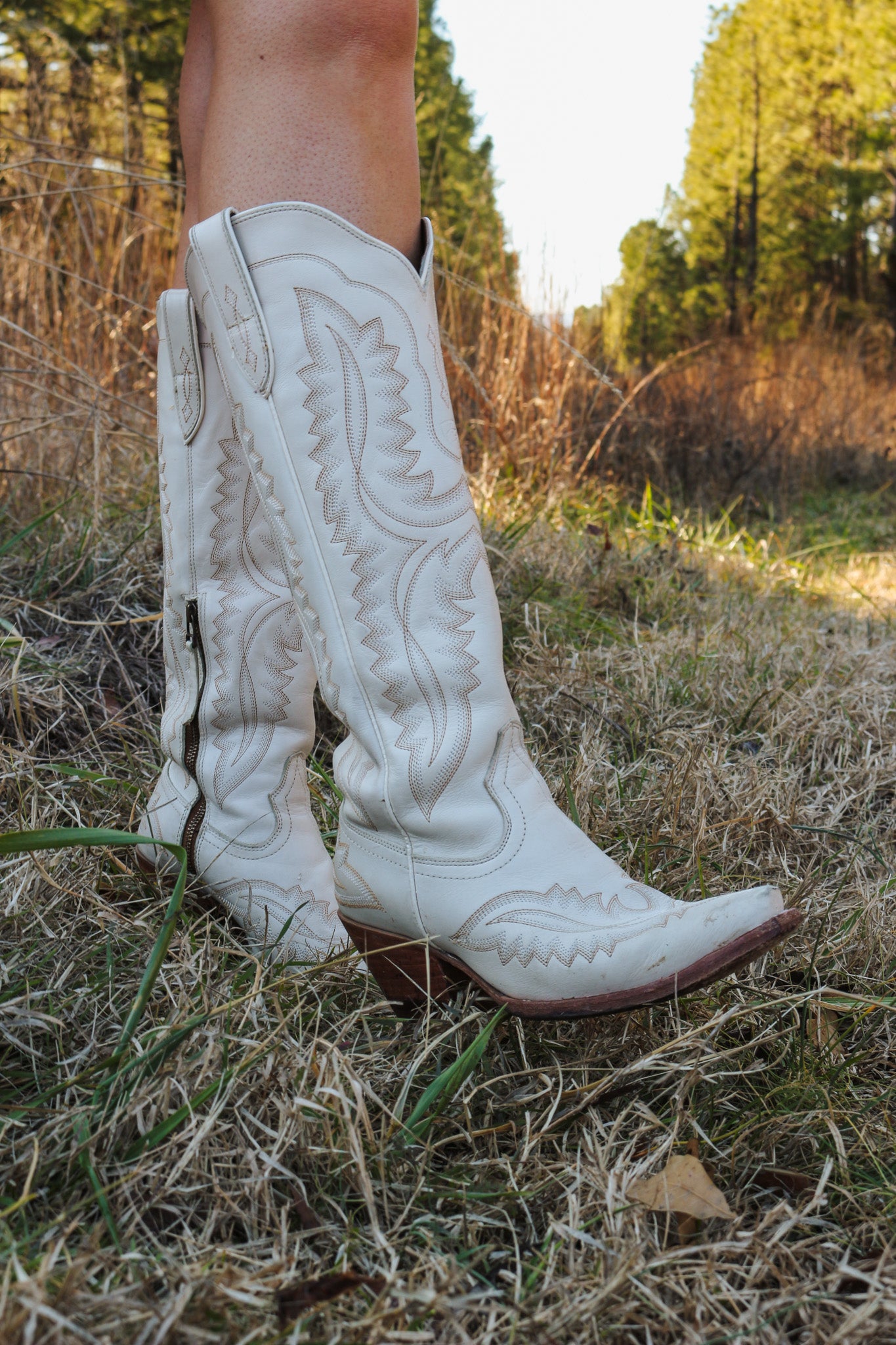 Ariat White Boots Western Casanova White Ariat Western Boot B/MEDIUM