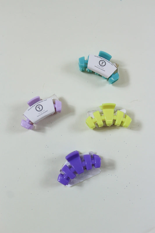 Classic Antigua Tiny Hair Clip