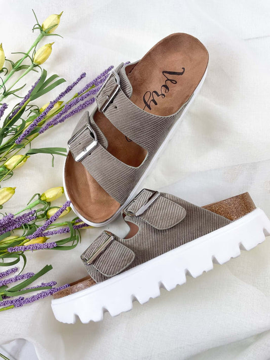 Jazmin Platform Very G Sandal -2 Colors