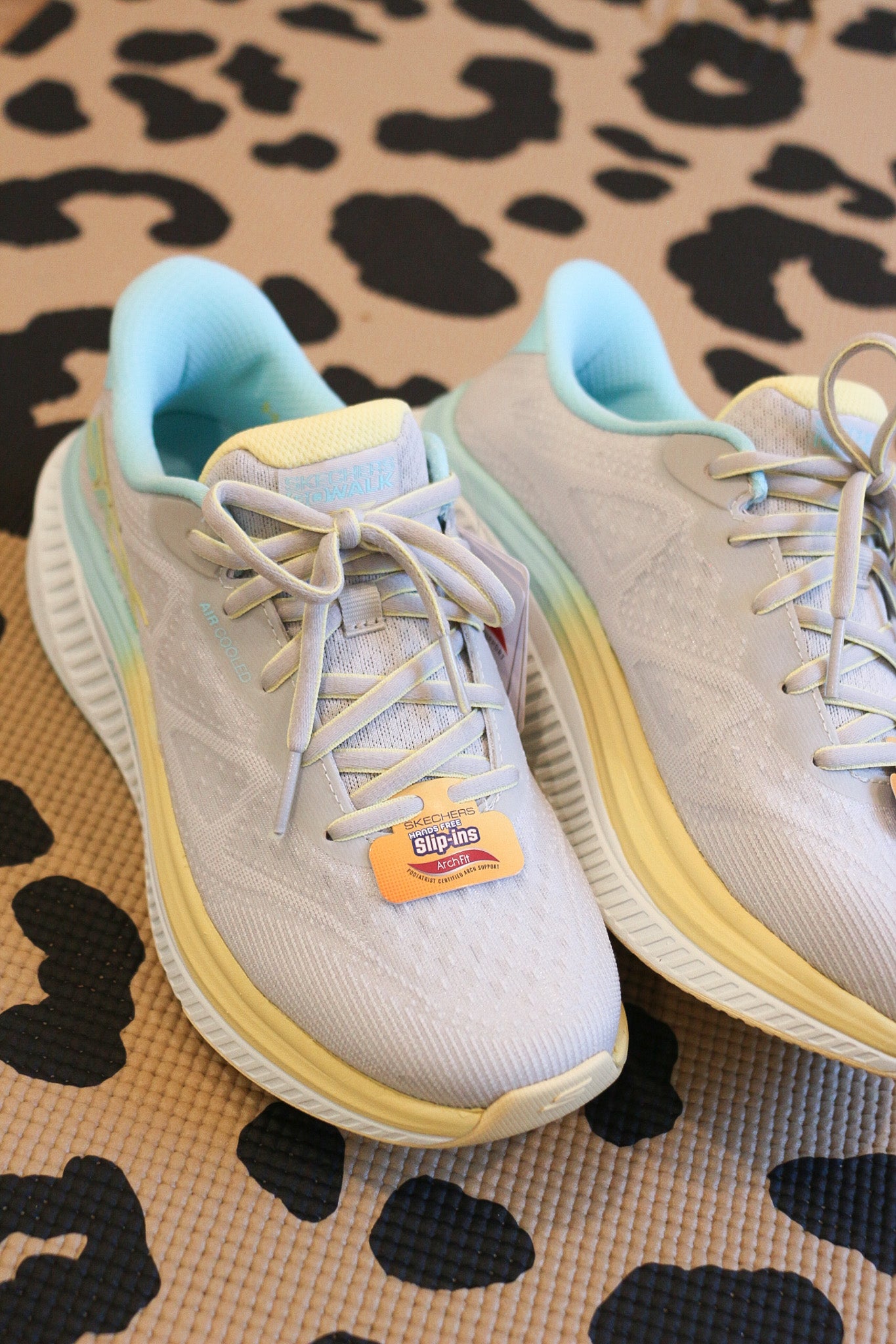 Skechers Slip-ins: Go Walk Max Cushioning Arch Fit Grey Aqua