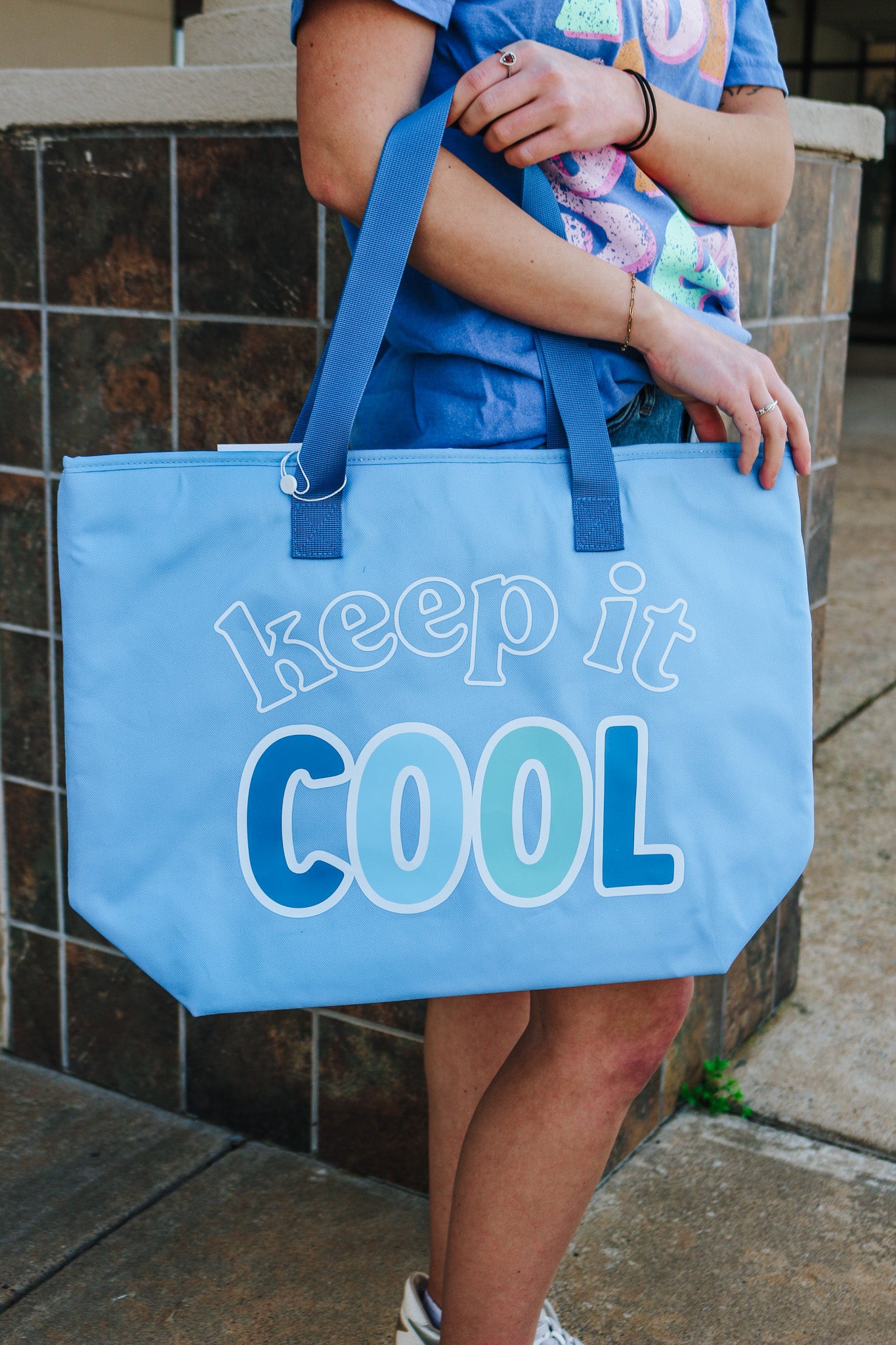 Keep It Cool Mud Pie Cooler Tote Blue