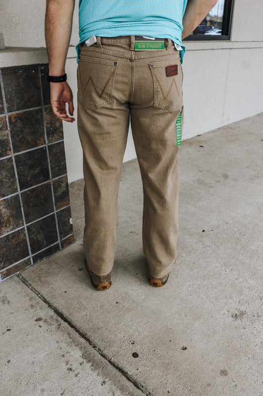 Wrangler Men's Color Wash Retro Slim Fit Straight Leg Saddle Jean