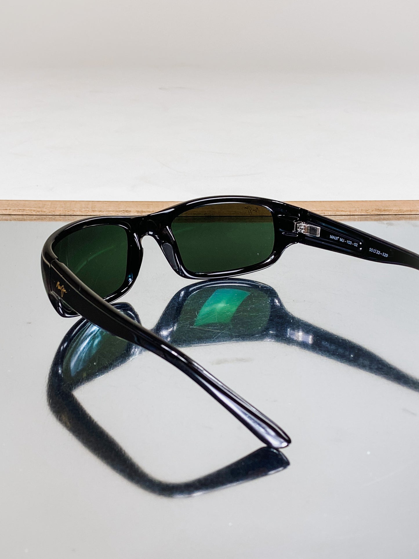 Stingray Polarized Wrap Sunglass By Maui Jim