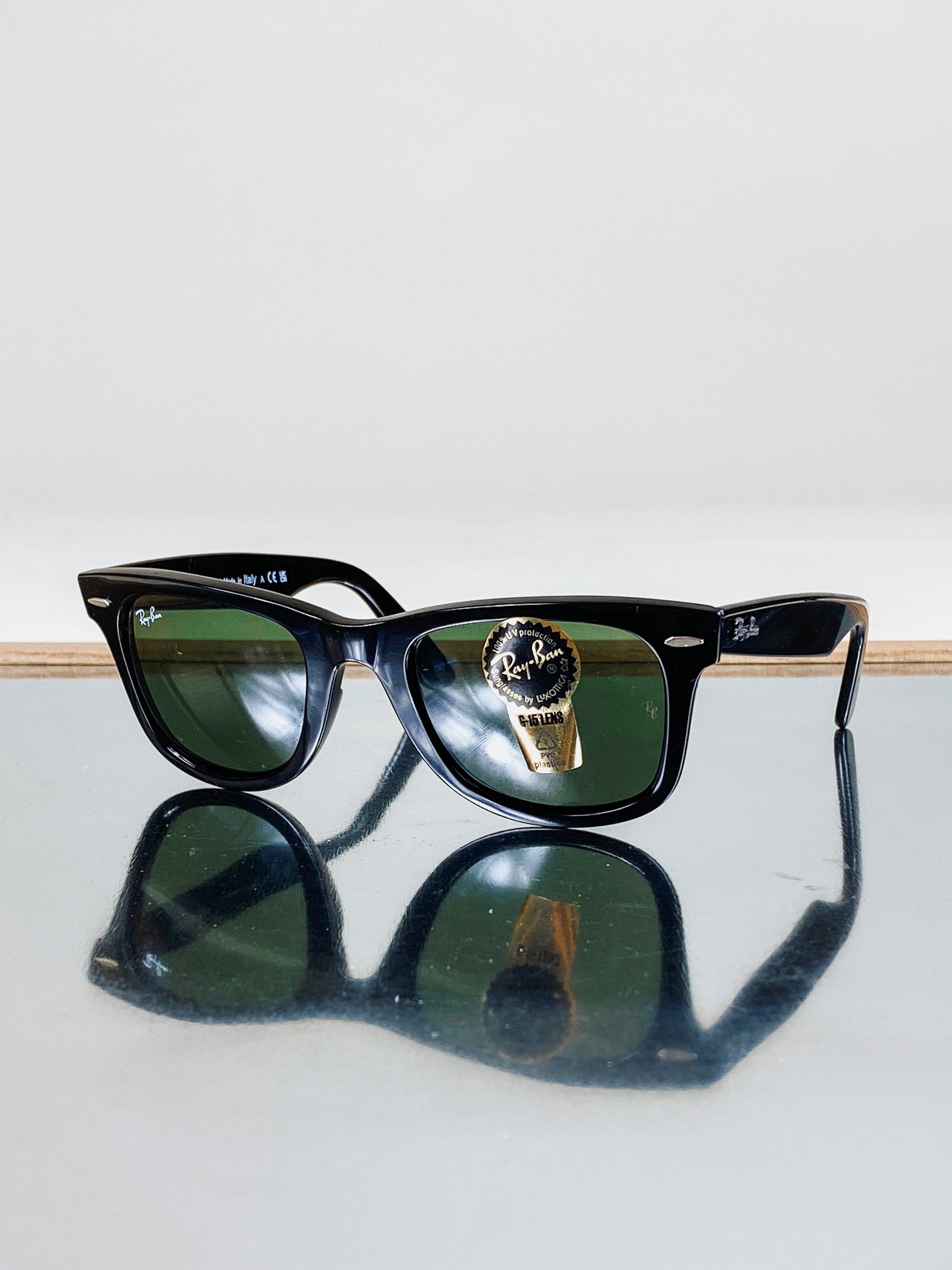 Ray-Ban Original Wayfarer Sunglasses Black/Crystal Green at
