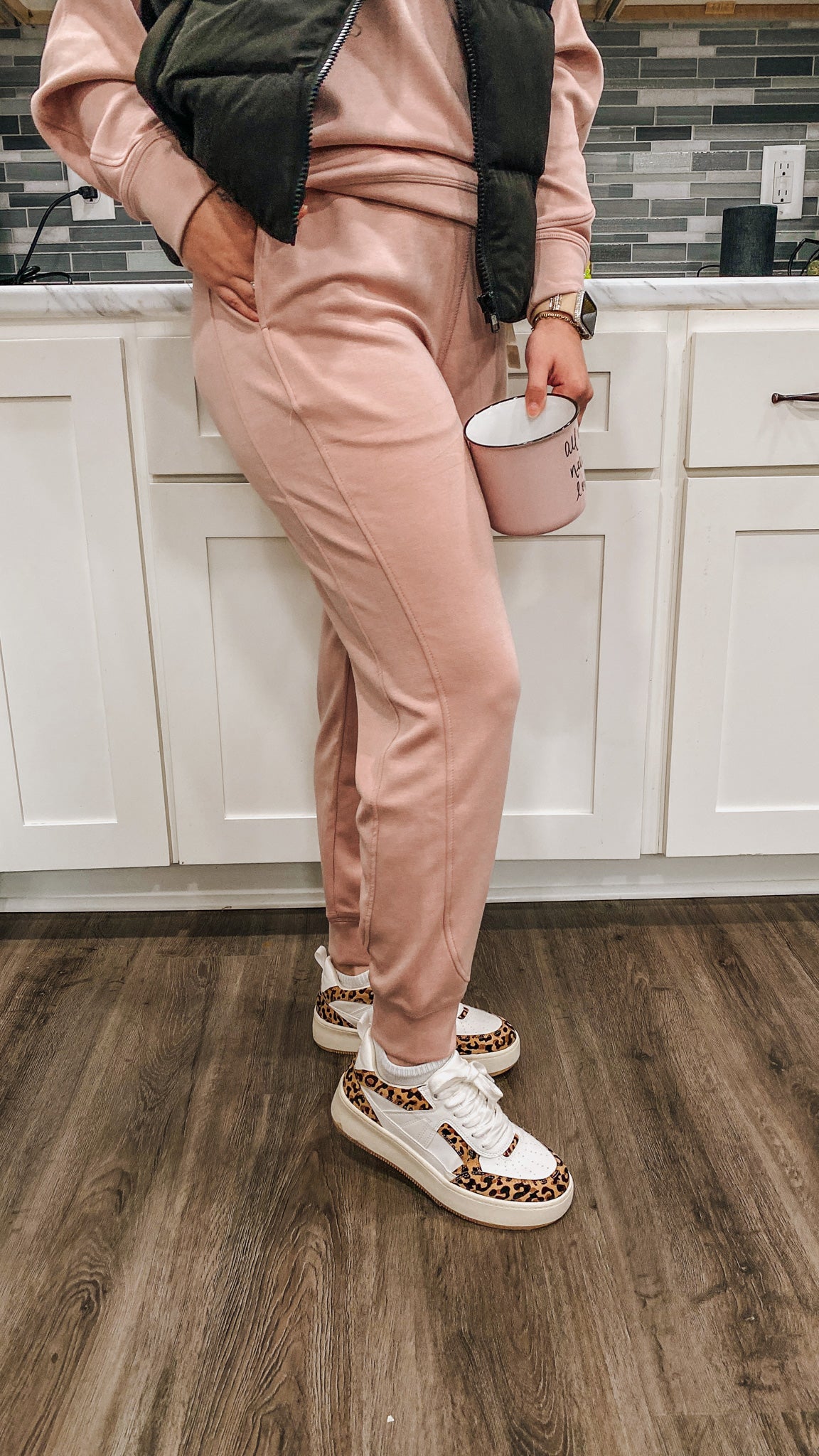 Get A Move On Rose Pink Joggers
