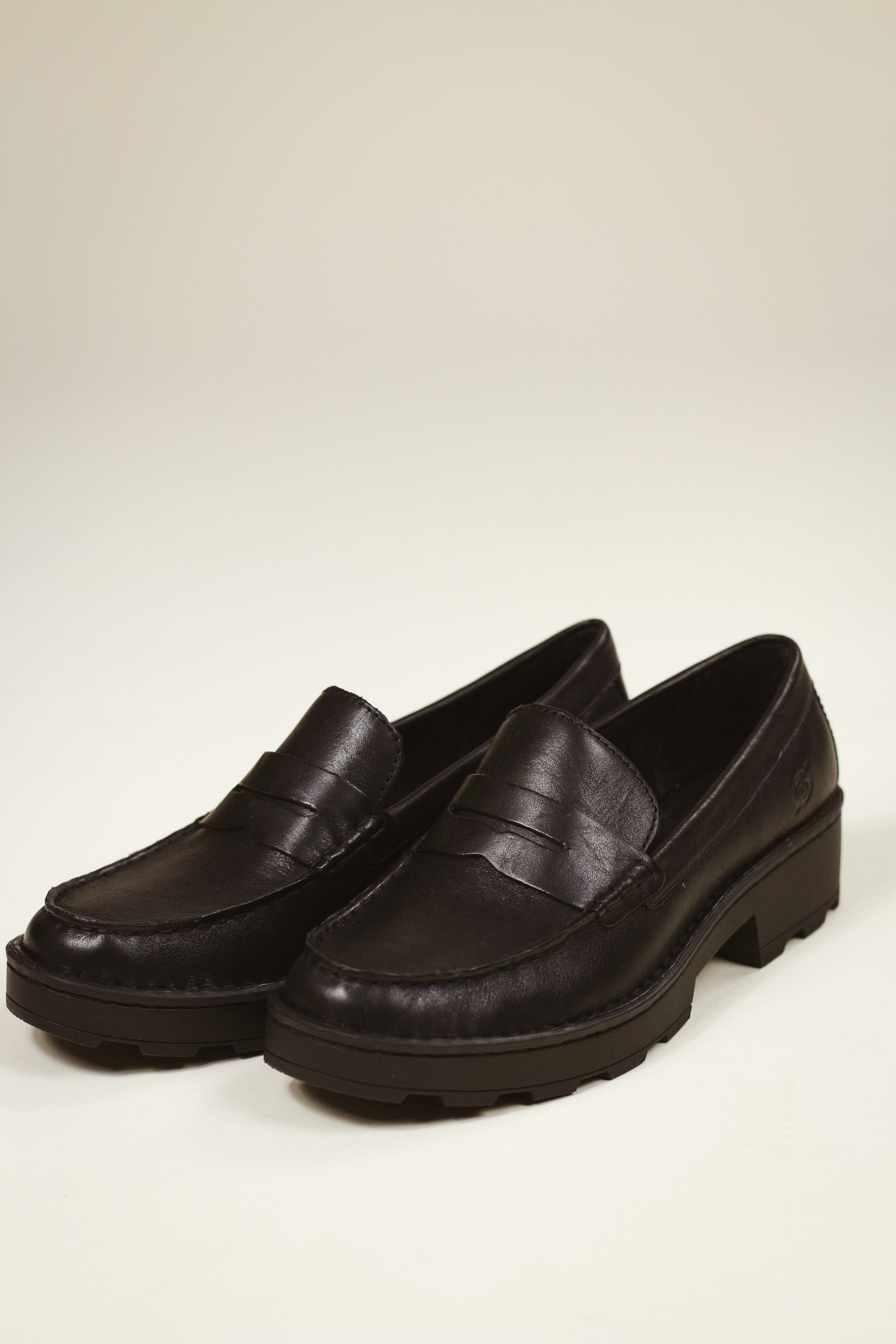 Carrera Leather Penny Loafer- Black
