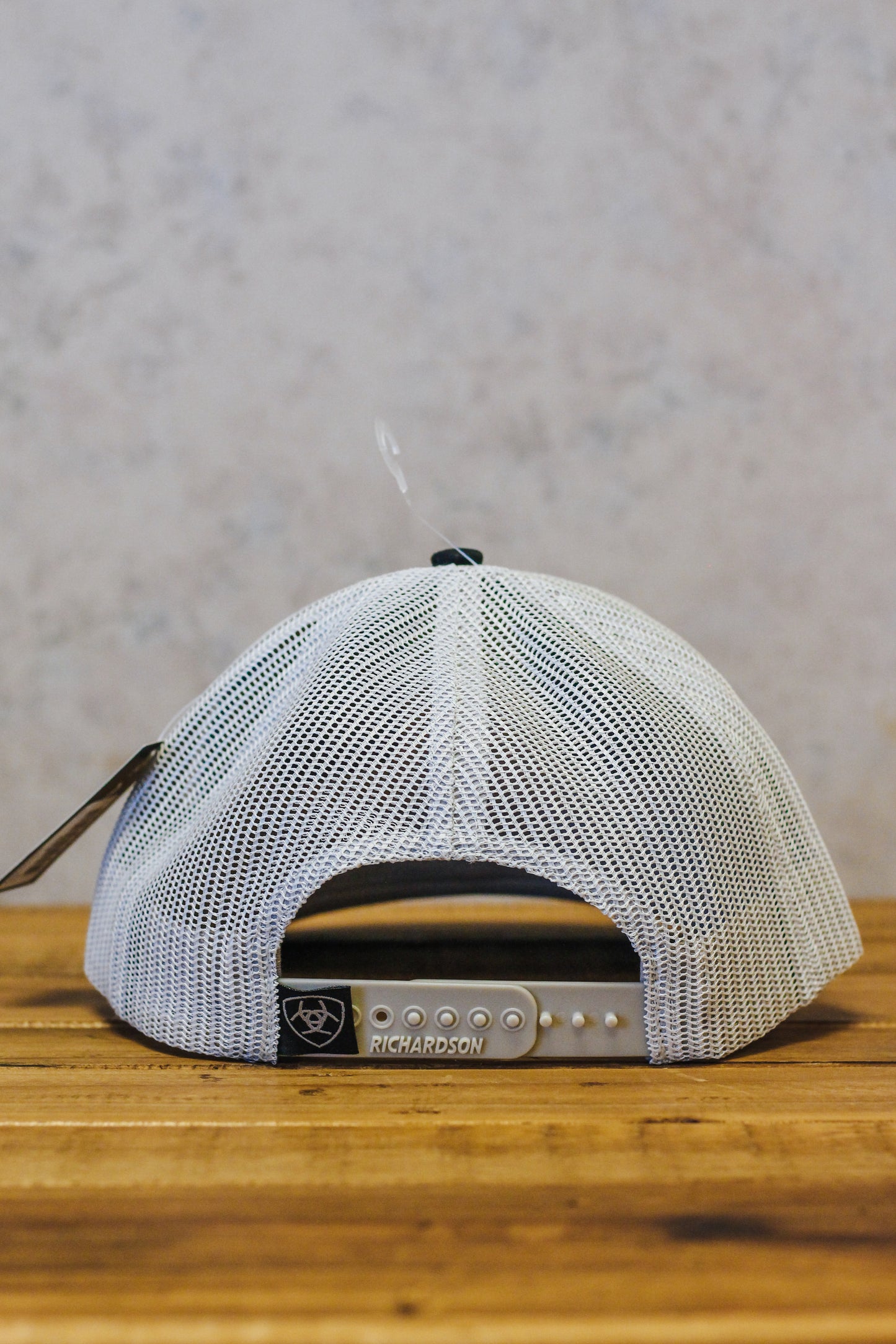 Ariat Offset Logo Hat