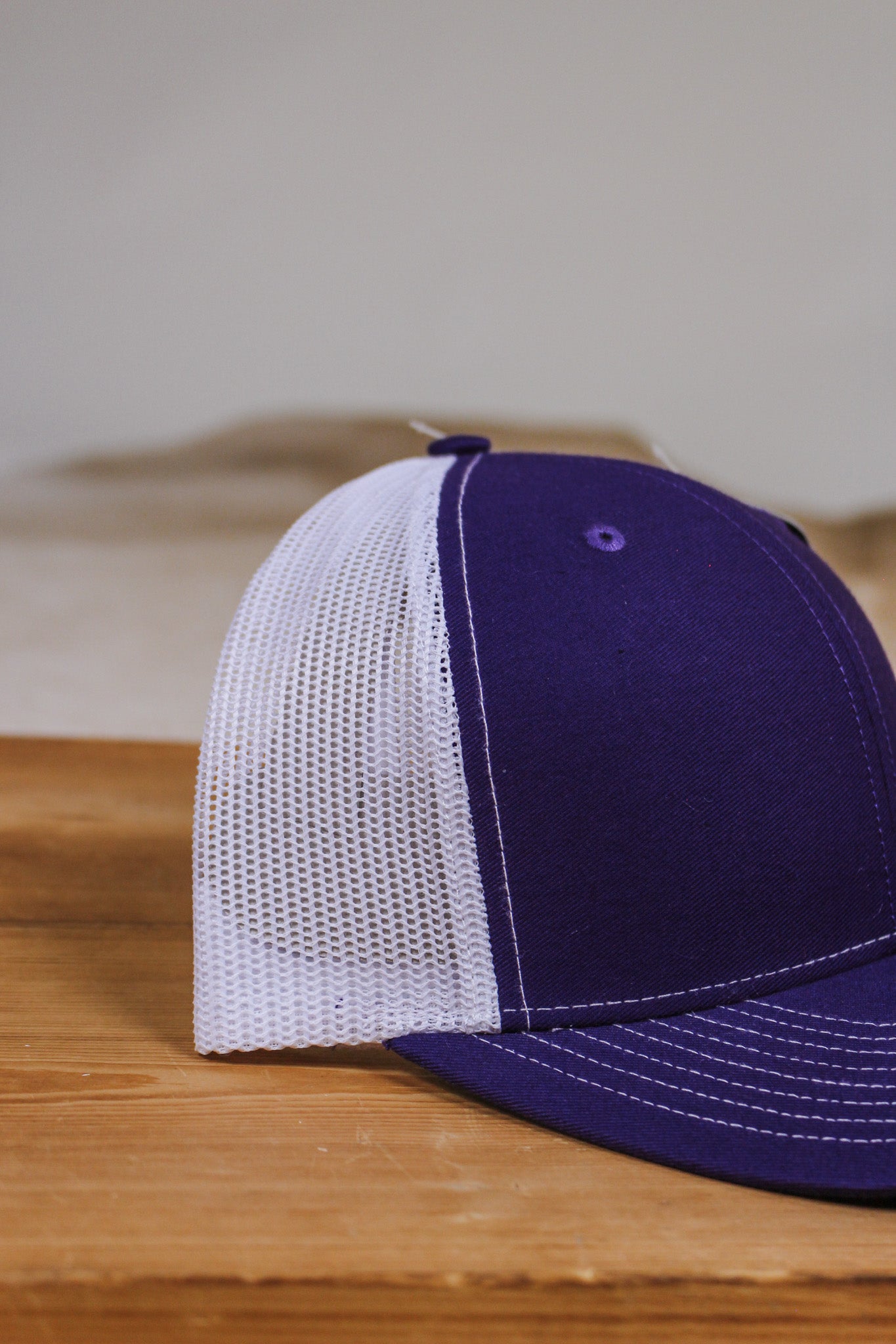 Dally Purple & White Hat