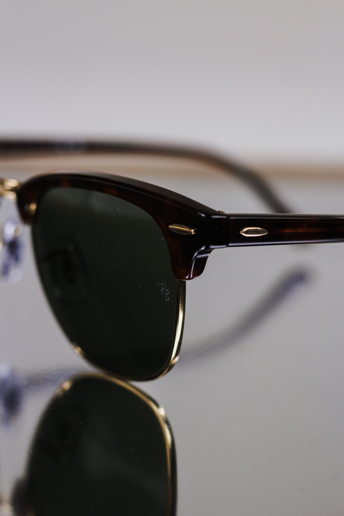 Ray-Ban Black & Green Clubmaster Classic Unisex Sunglasses