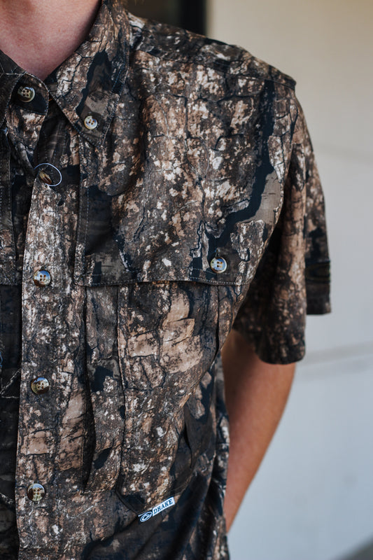 Drake Men's EST Camo Flyweight Wingshooter's Shirt - 2 Colors