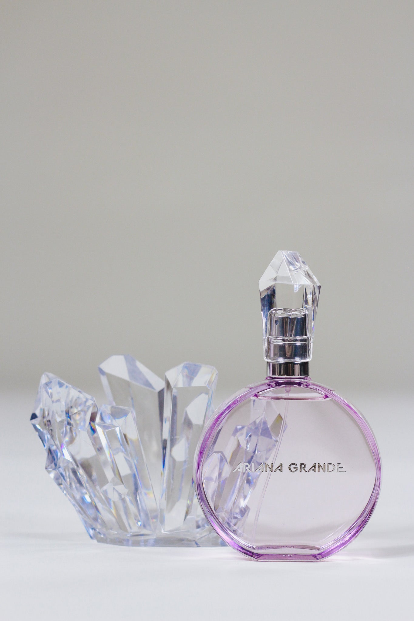 Ariana Grande Eau de Parfum Spray – Dales Clothing Inc