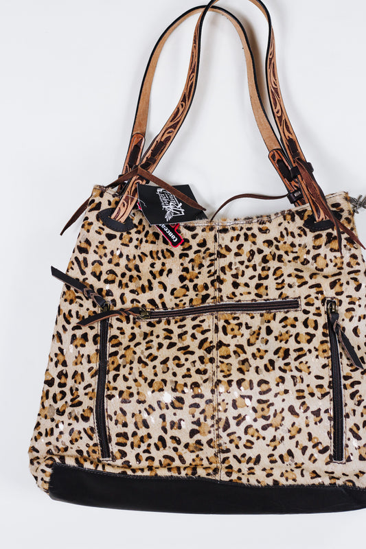 Angel Ranch Winnie Collection Conceal Carry Tote Leopard