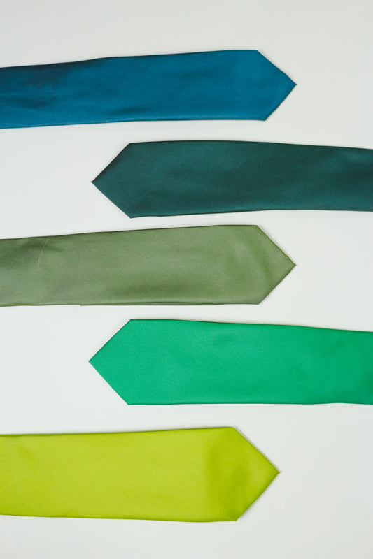 Green Solid Tie