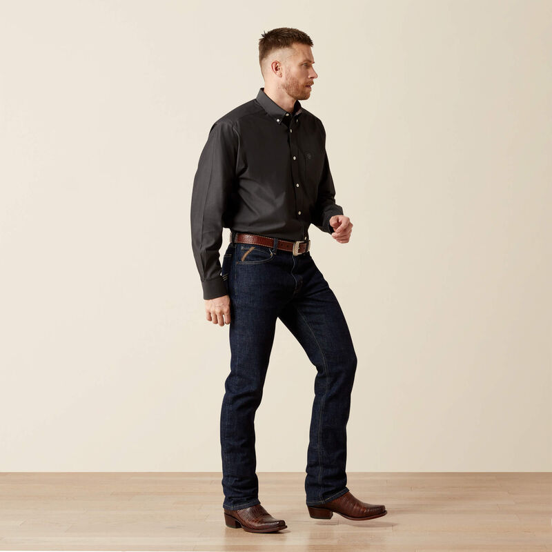 Ariat Men's Black Wrinkle Free Solid Pinpoint Oxford Classic Fit Shirt