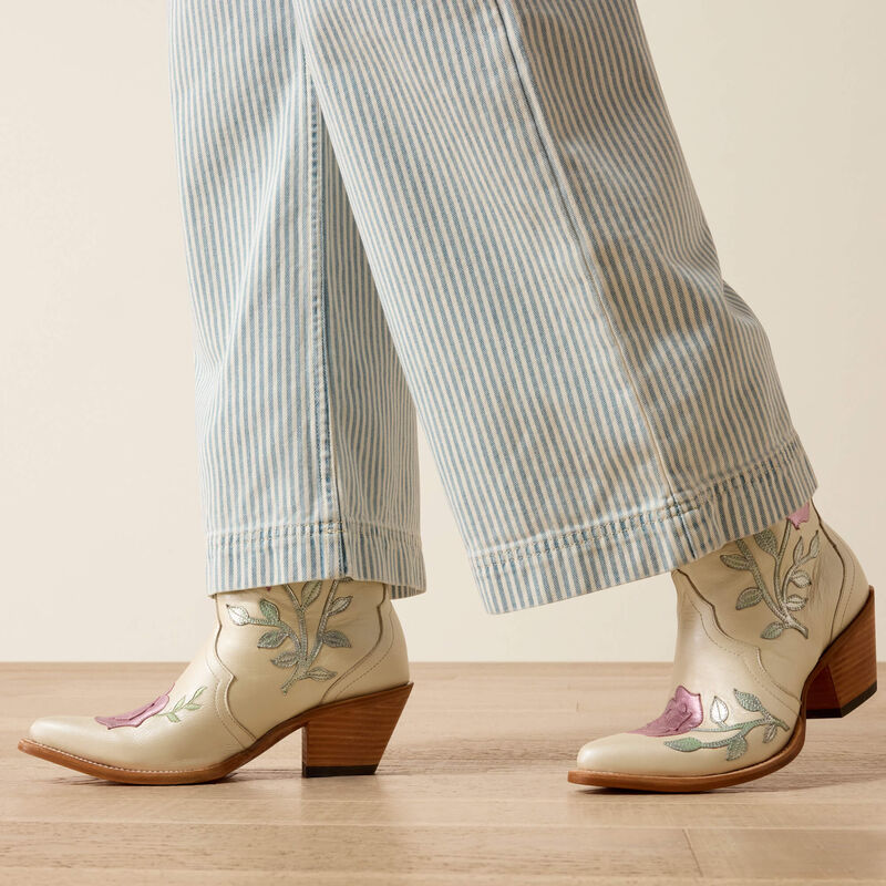 Ariat Women's Ultra High Rise Jazmine Wide Leg Jeans