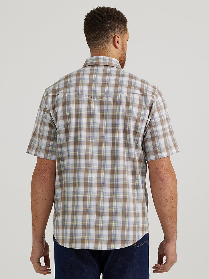 Wrangler Men's Wrinkle Resist Short Sleeve Snap Plaid Shirt- Greige