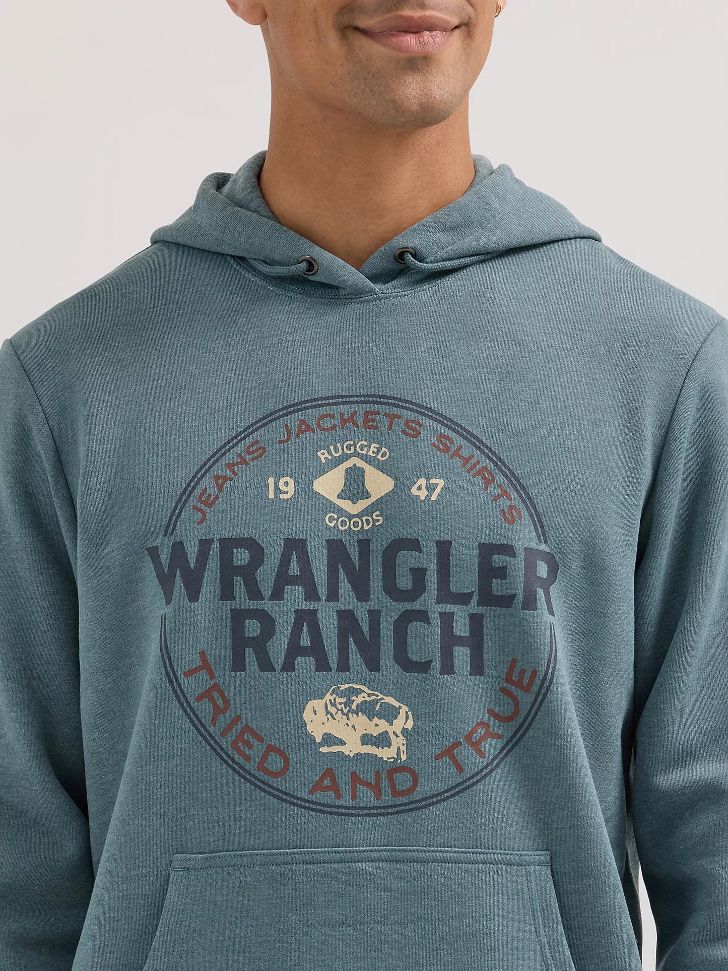 Men's 1947 Wrangler Logo Pullover Hoodie