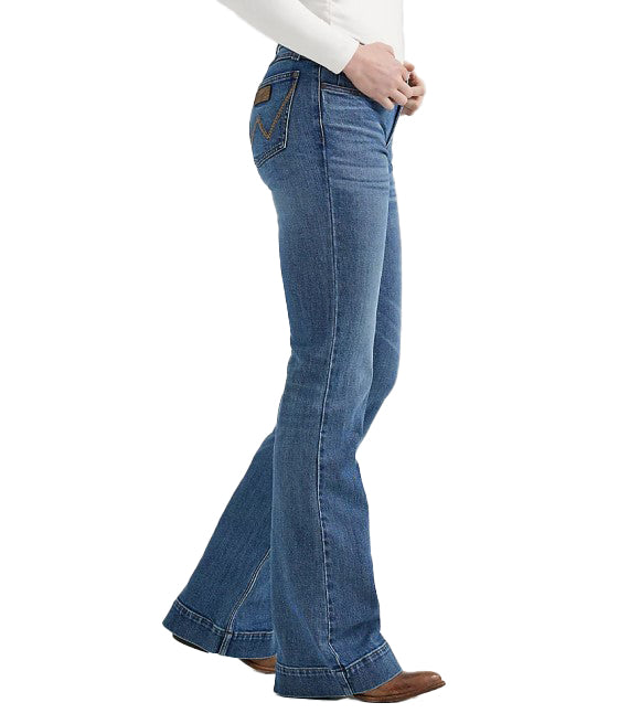 Wrangler Ladies’ Iris Retro Mae Mid Rise Wide Leg Trouser Jeans