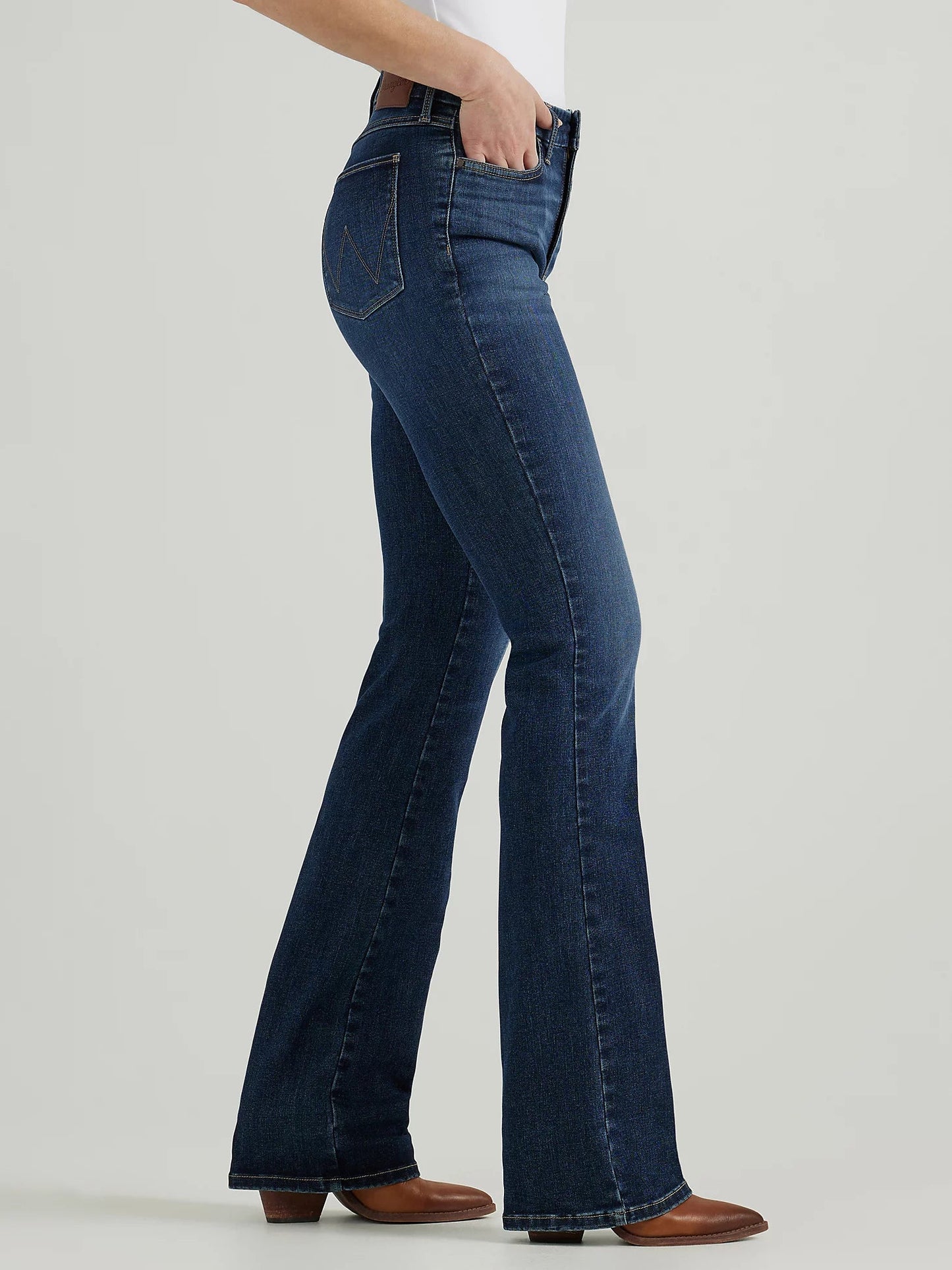 WRANGLER LADIES BESPOKE HIGH RISE BOOT CUT JEAN - LACEY