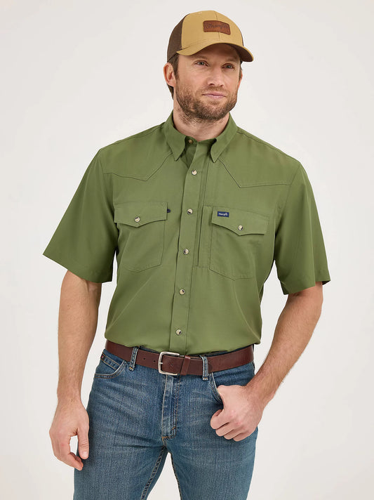 Wrangler Men's Forest Green Performance Snap Short Sleeve Solid Shirt