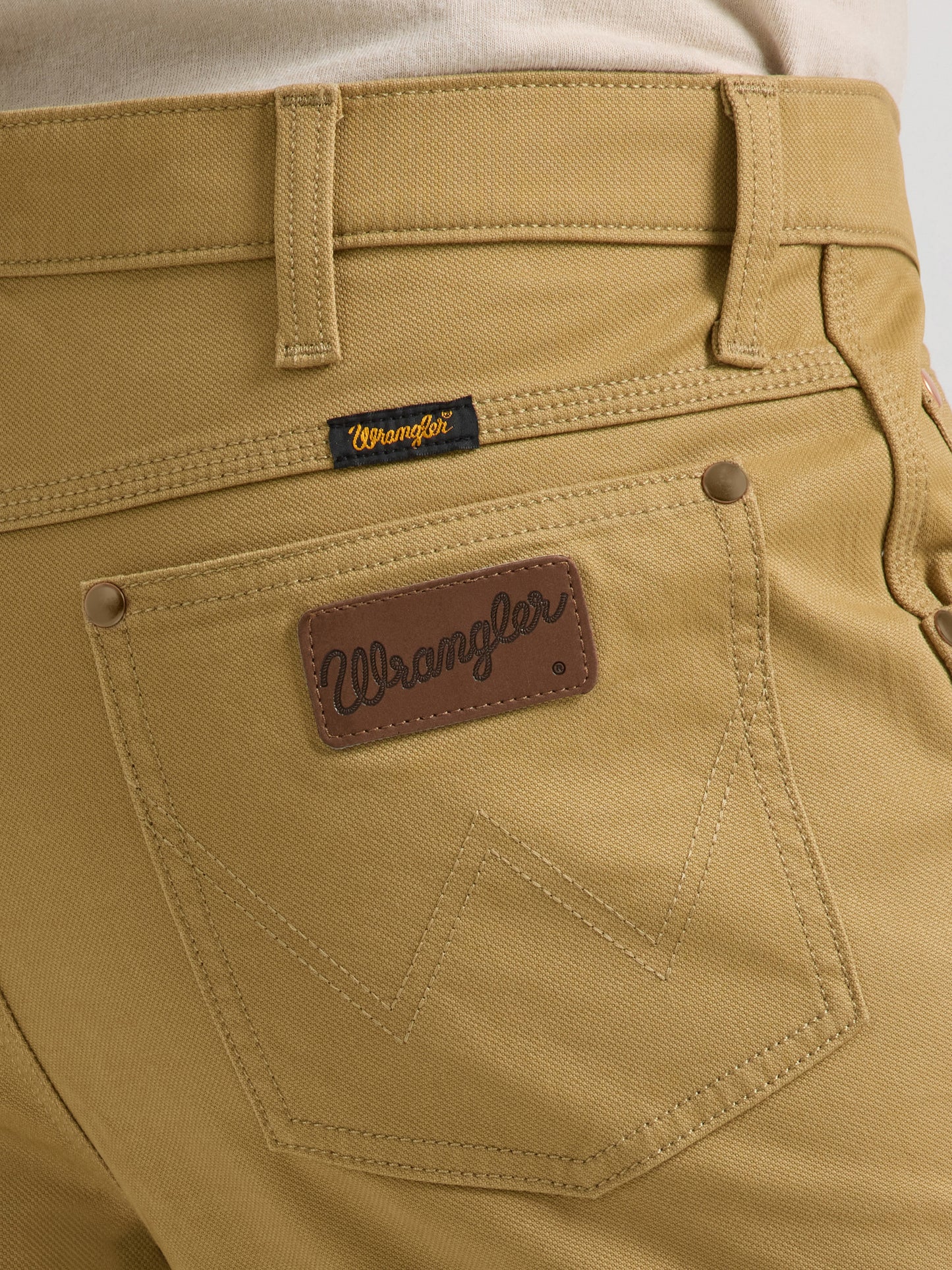 WRANGLER PREMIUM PERFORMANCE SLIM FIT