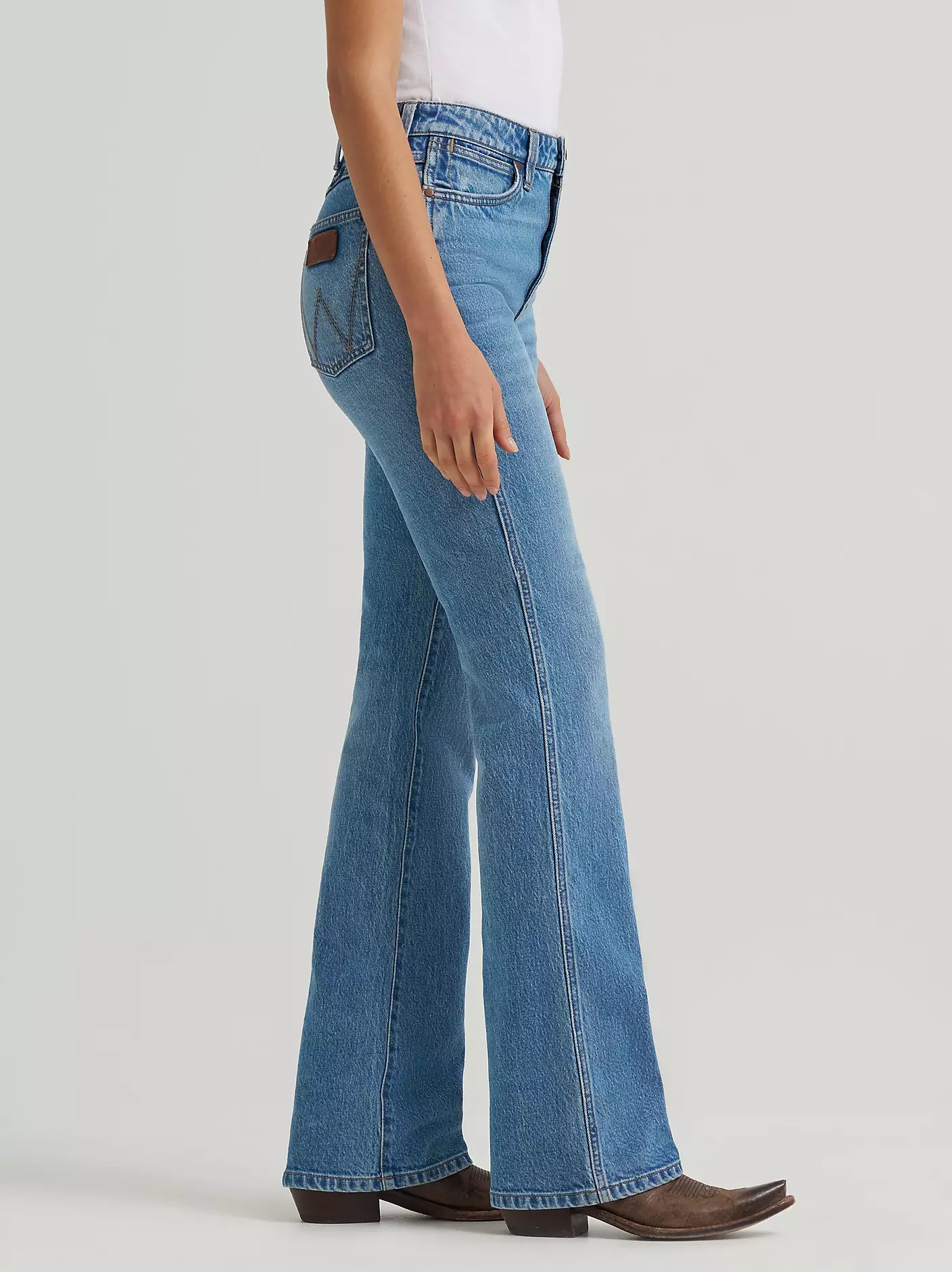 Wrangler Women's Retro Bailey High Rise Bootcut Jean