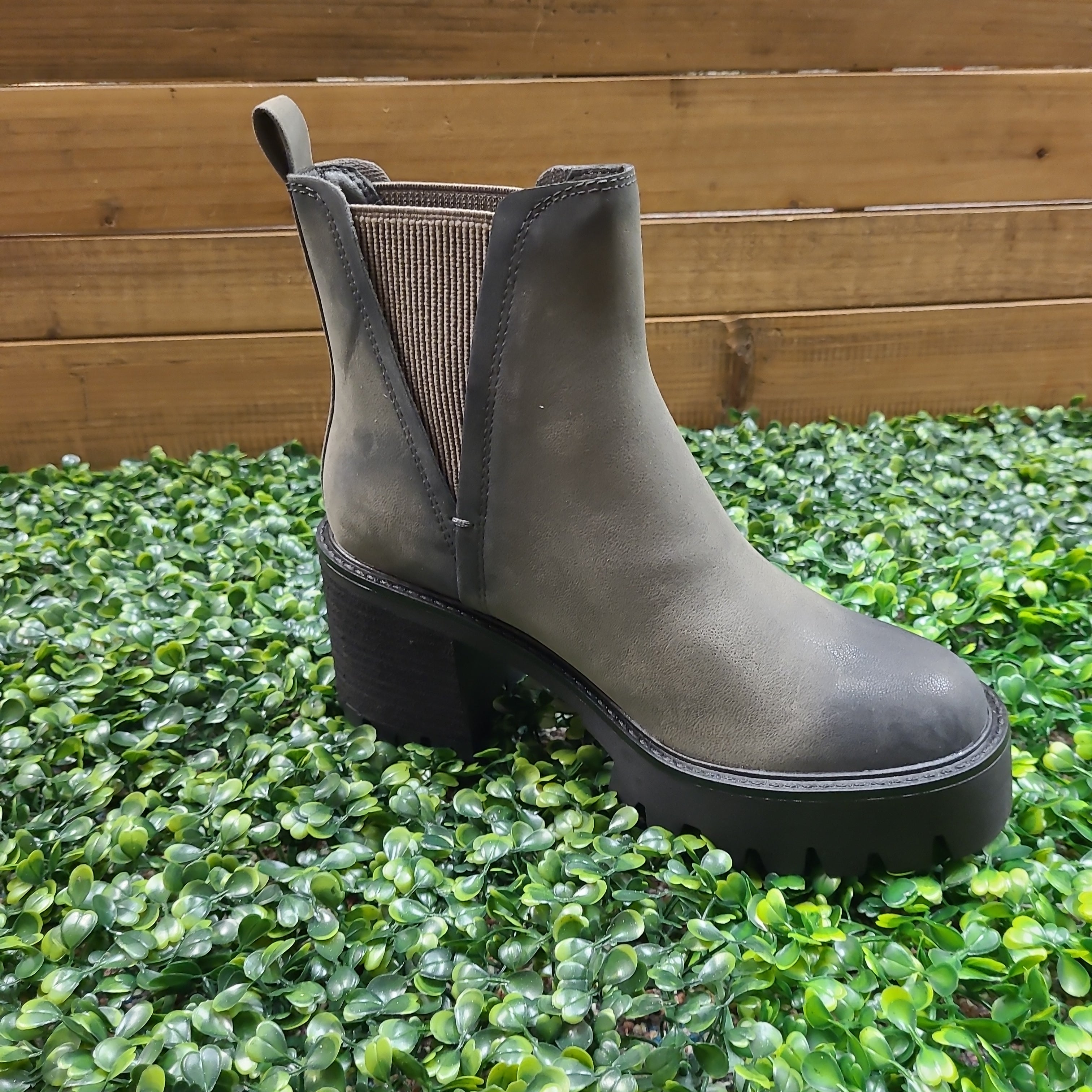 取寄) ミア レディース ラスティ MIA women MIA Rusty Charcoal-