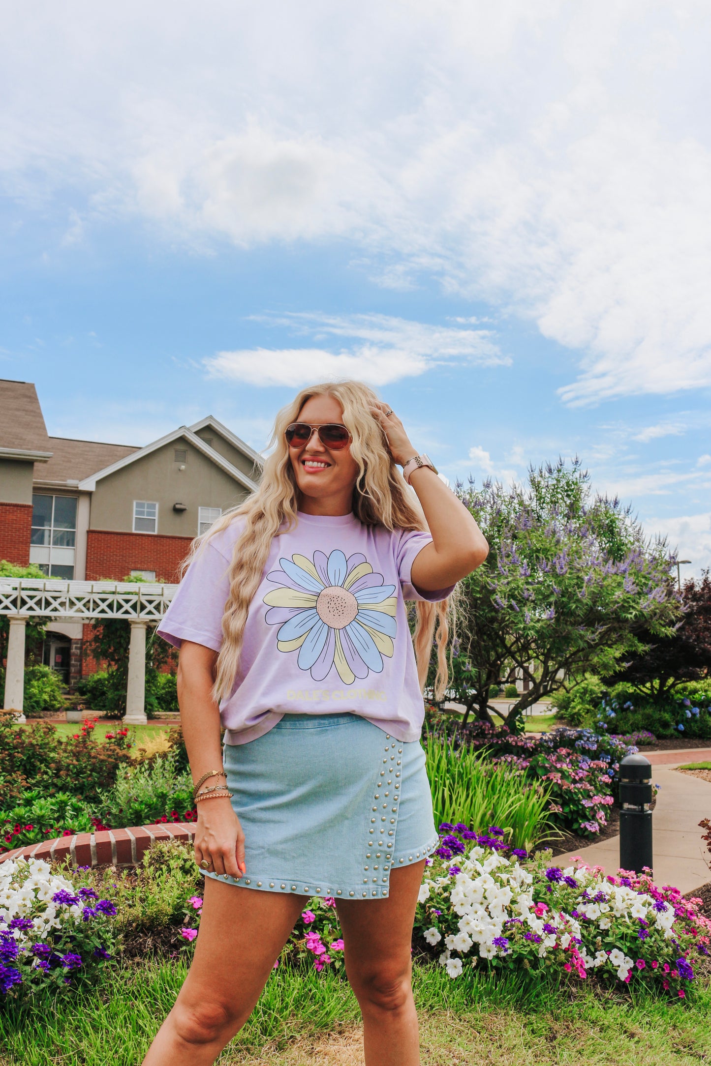 Daisy Dales Purple Crop Tee