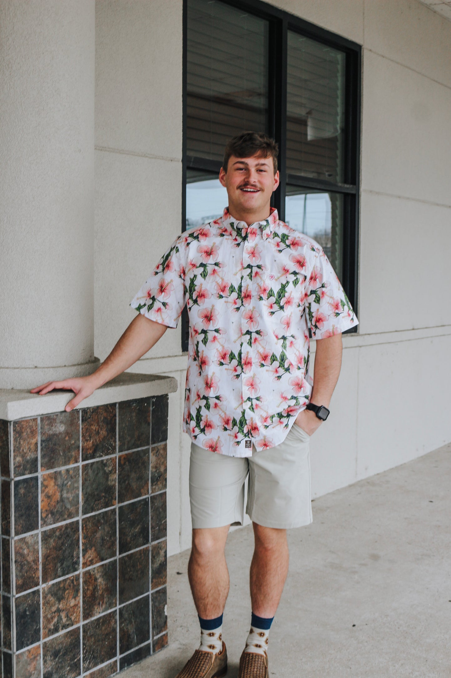 Men Ariat Blush & White Floral Button Up Shirt