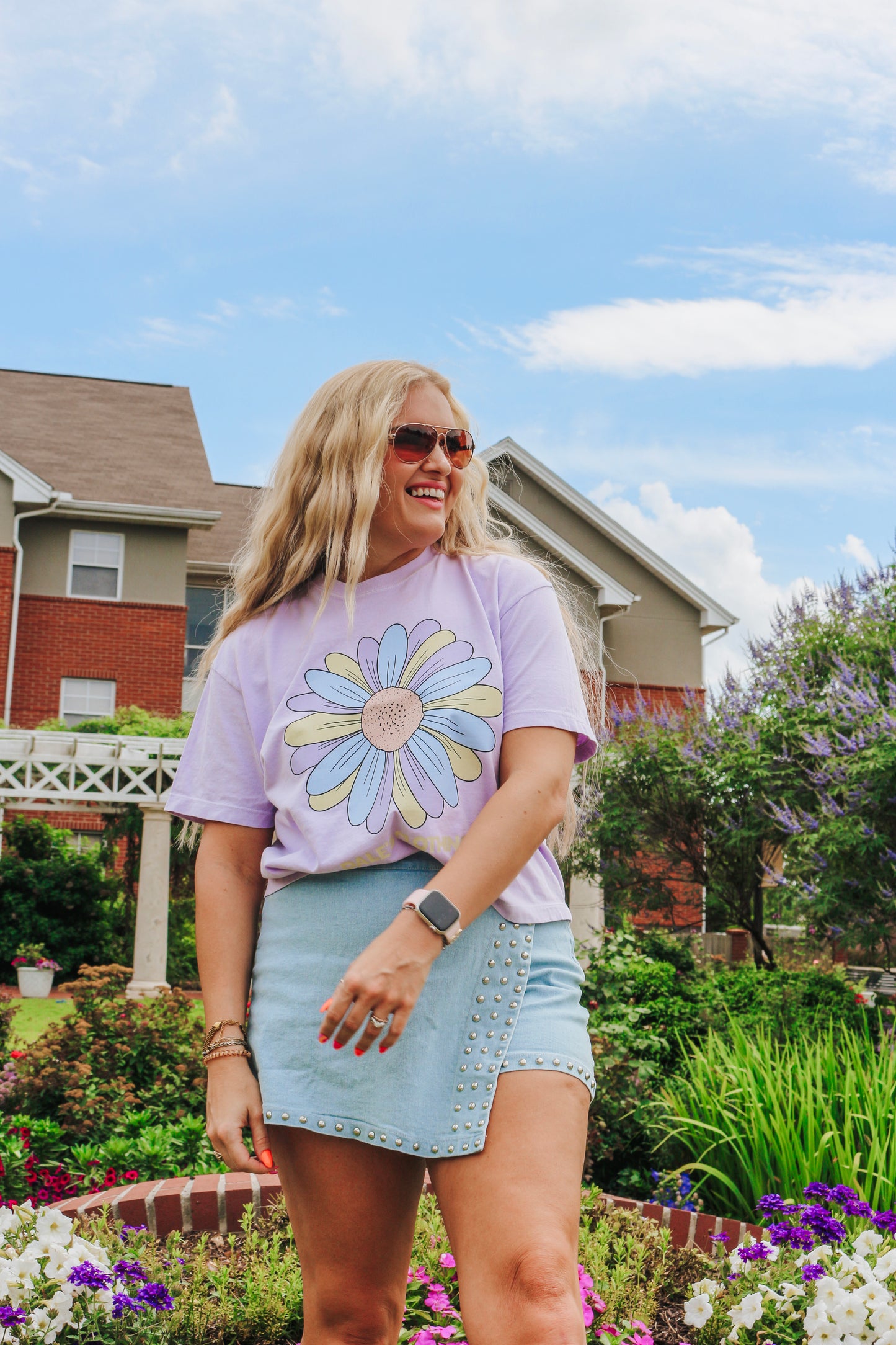 Daisy Dales Purple Crop Tee