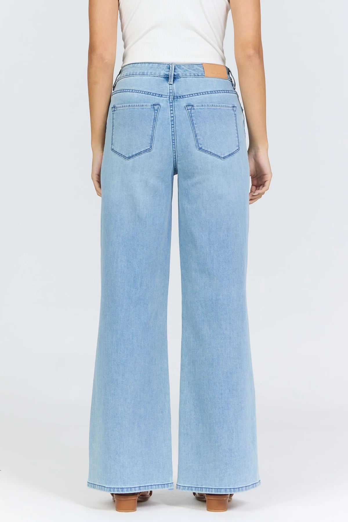 Dear John Fiona Wide Leg Jeans in Eclipse