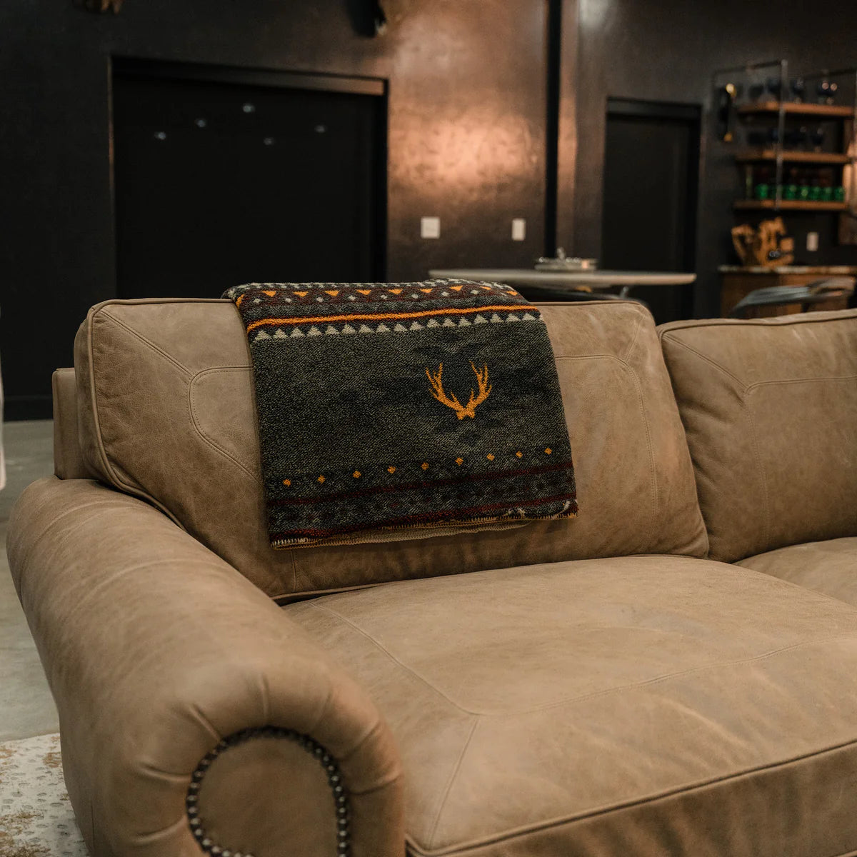 Burlebo Sherpa Blanket - 2 Colors