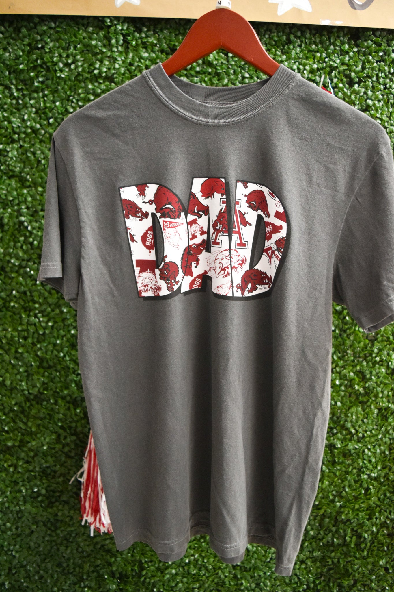 Arkansas Dad Pepper Grey Graphic Tee