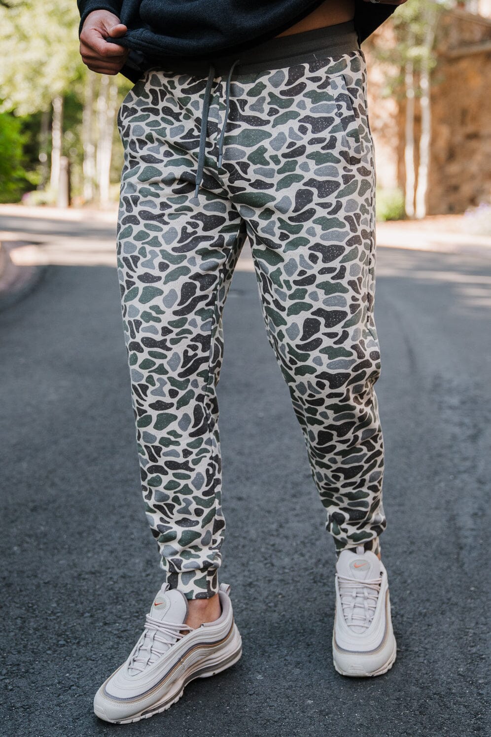 Fleece Joggers - Classic Deer Camo