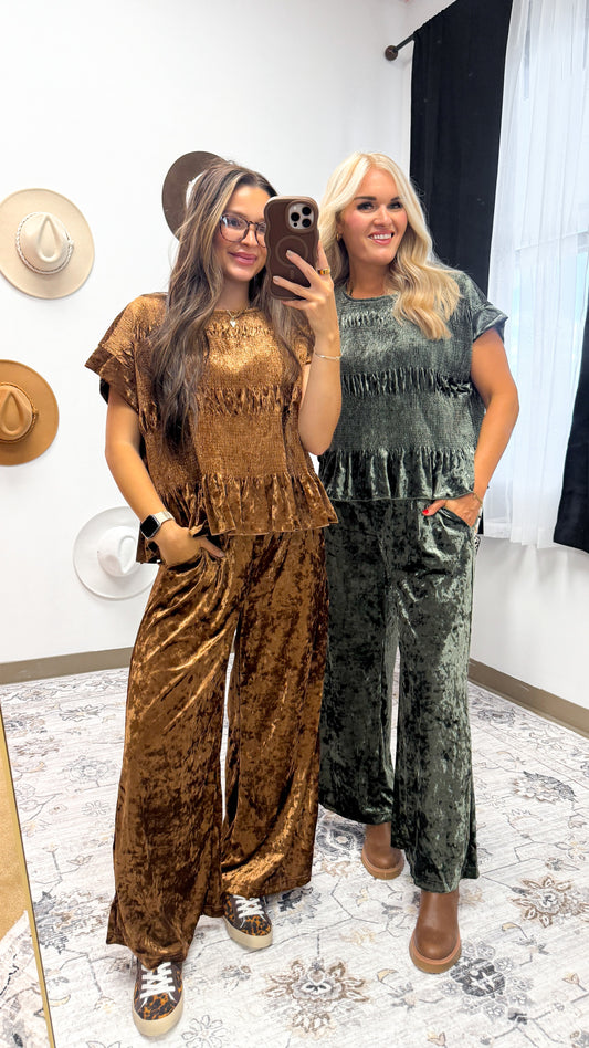 Sweet Smiles Velvet Pants -2 Colors