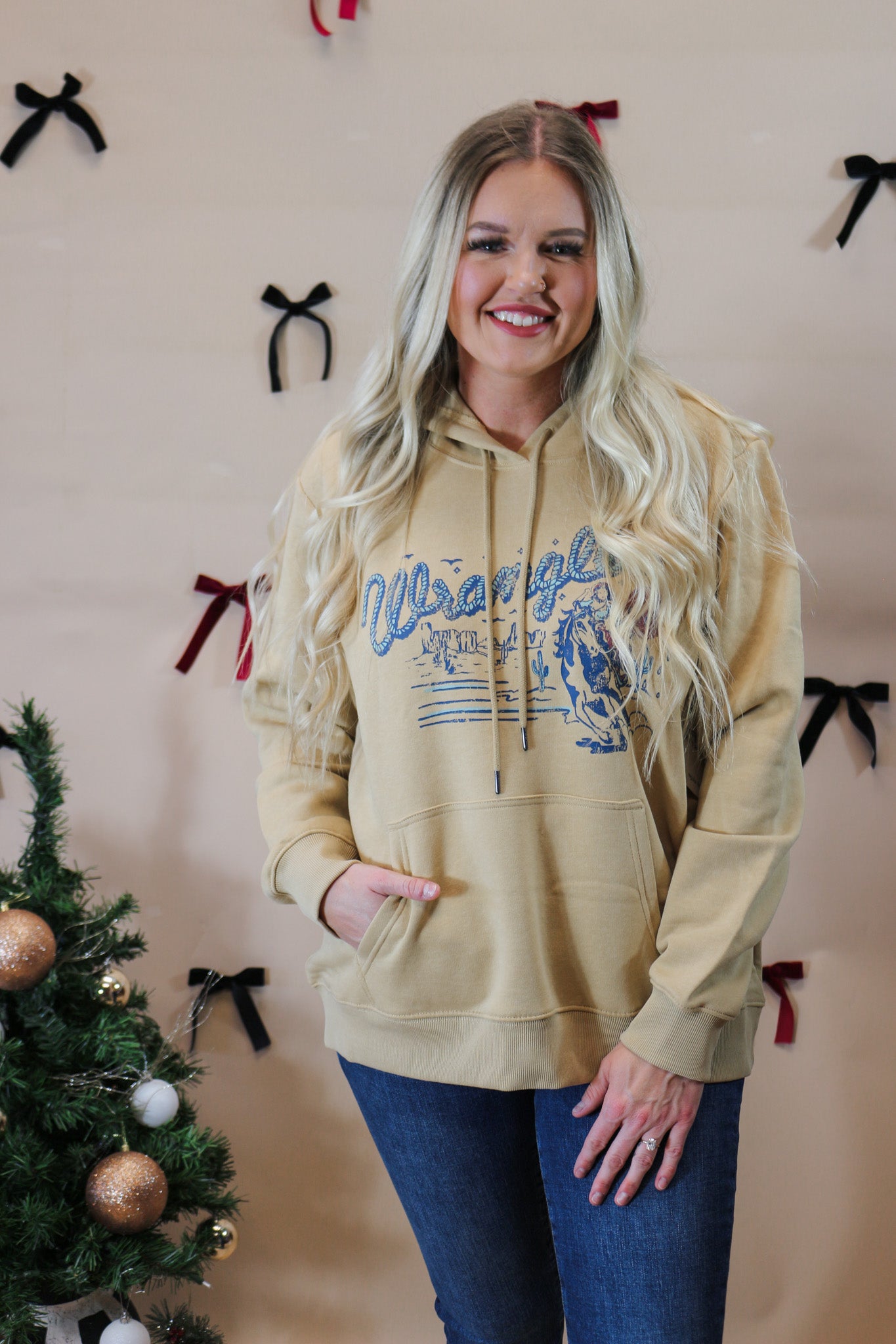 Women's Wrangler Western Graphic Hoodie