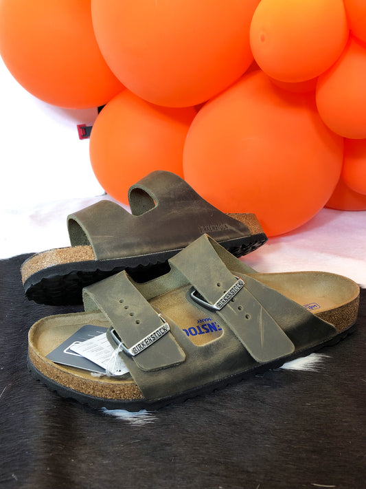 Arizona Soft Footbed Khaki Leather Birkenstock Sandal